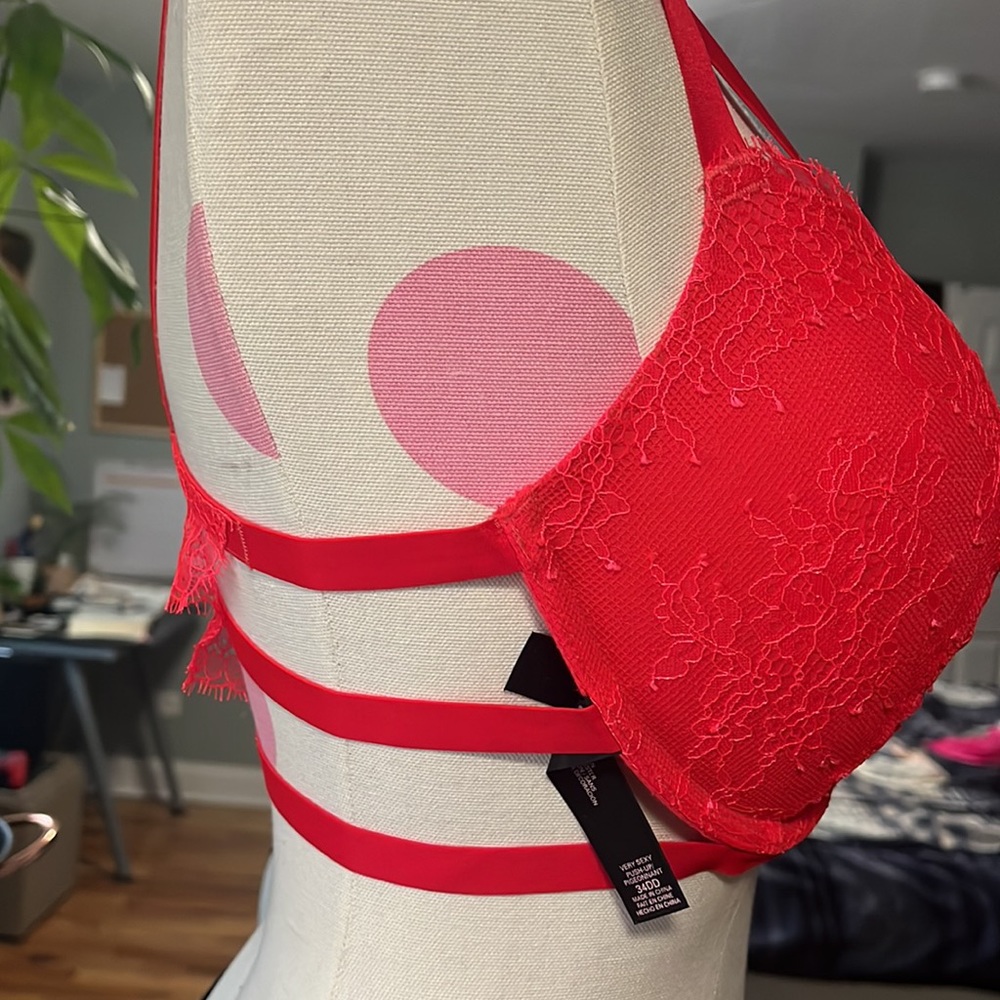 Bra push-up - Picture 2 of 3